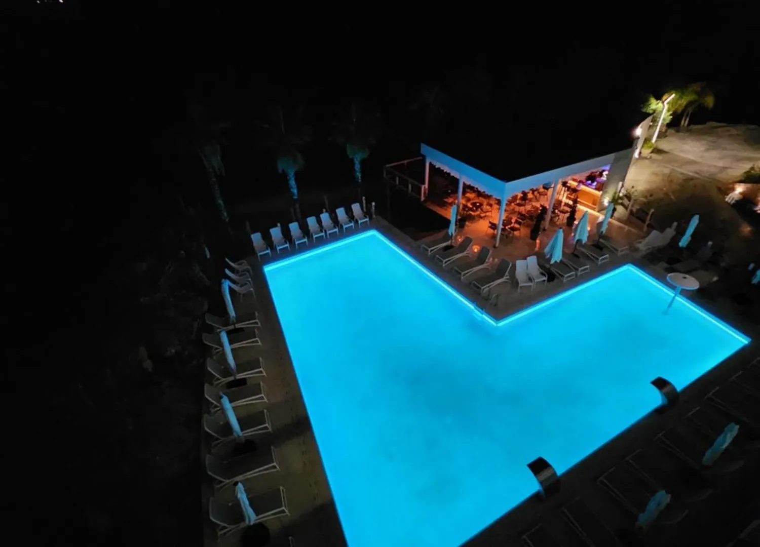 Joelle Premium Hotel ساراندا 4*,