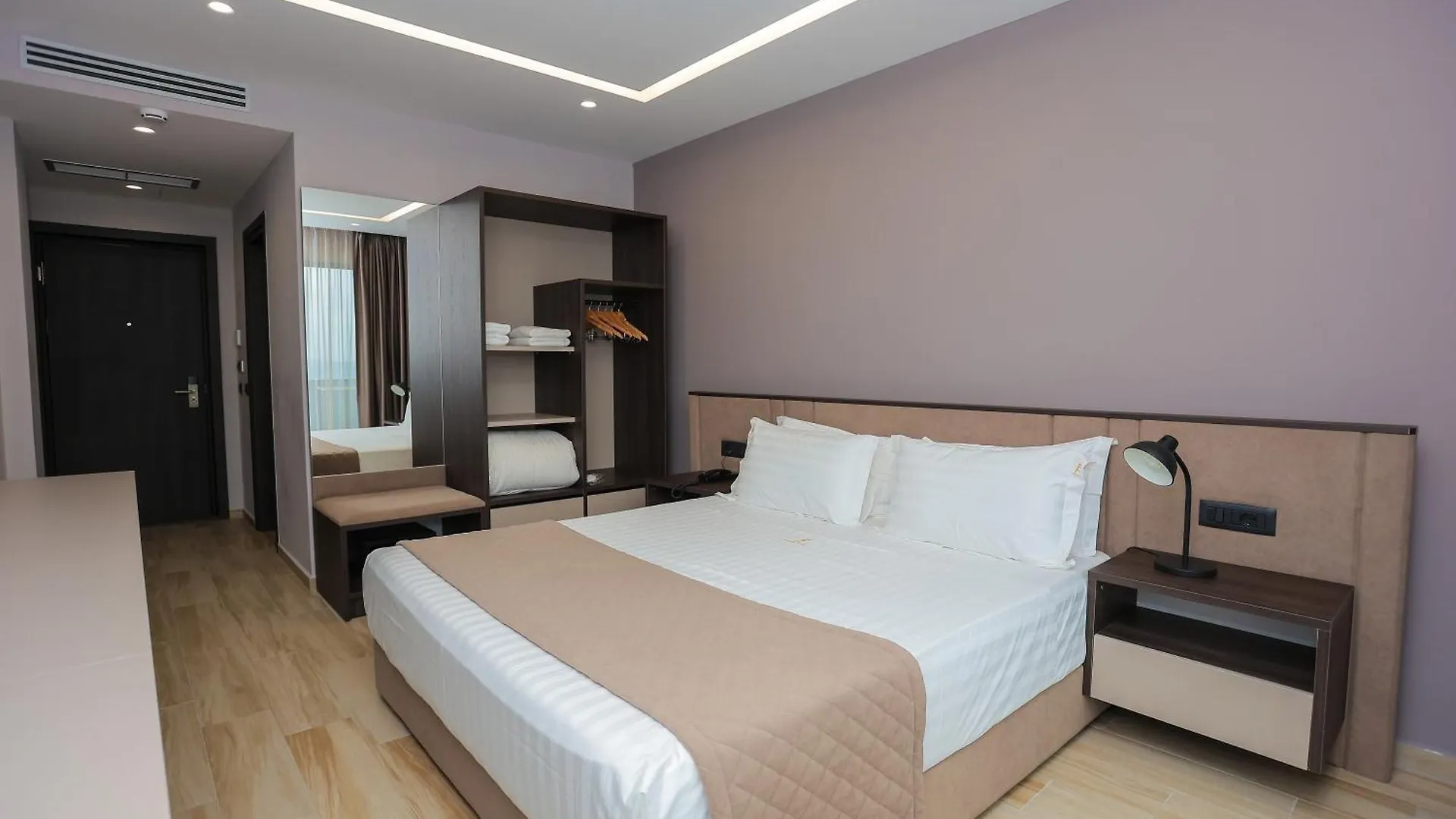 Joelle Premium Hotel Sarande