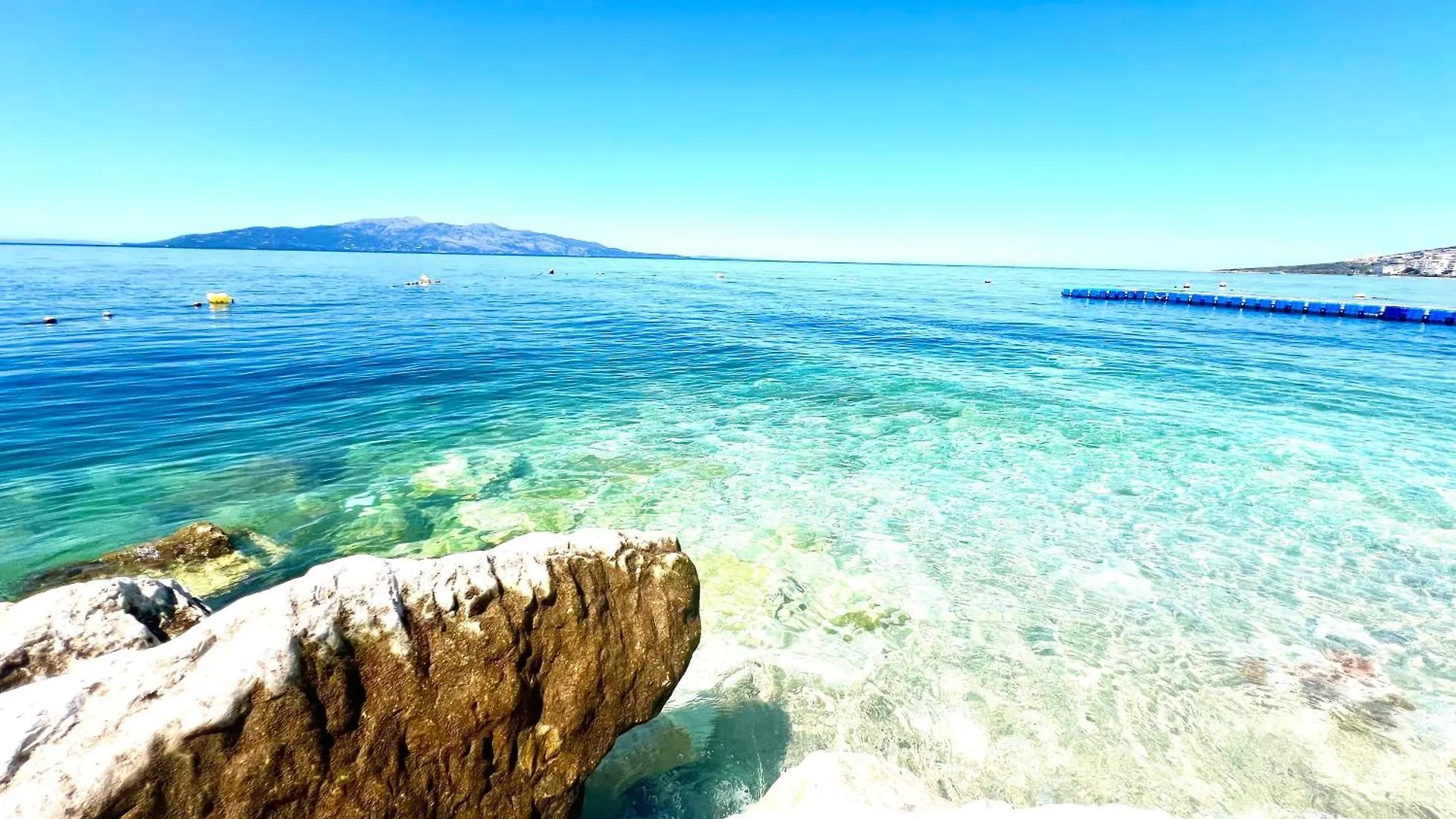 Joelle Premium Hotel Sarande 4*,