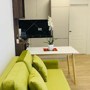  Apartment Proper Albania