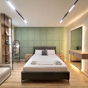  Apartment Syncron In The Center Of Albania