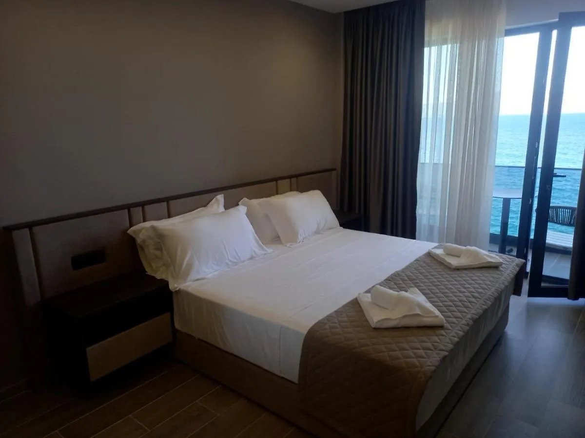 Joelle Premium Hotel Sarande
