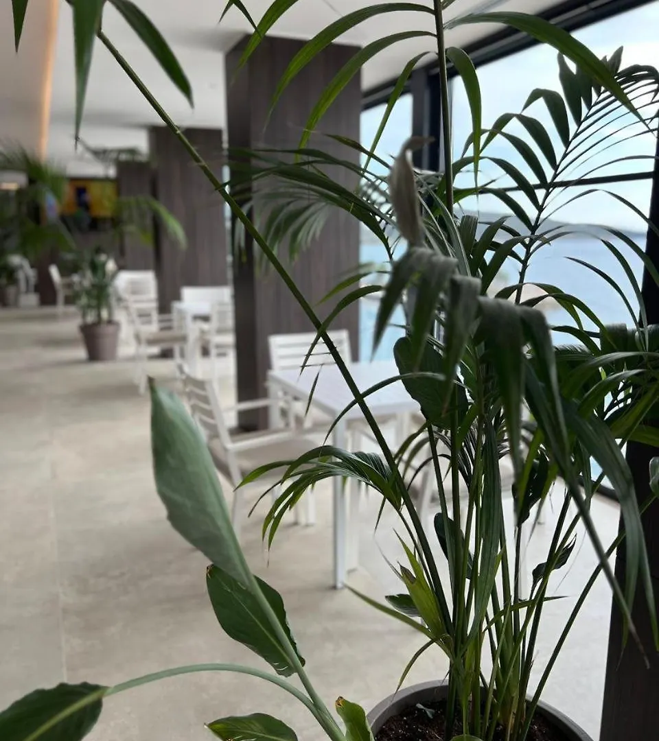 Joelle Premium Hotel Sarande 4*,