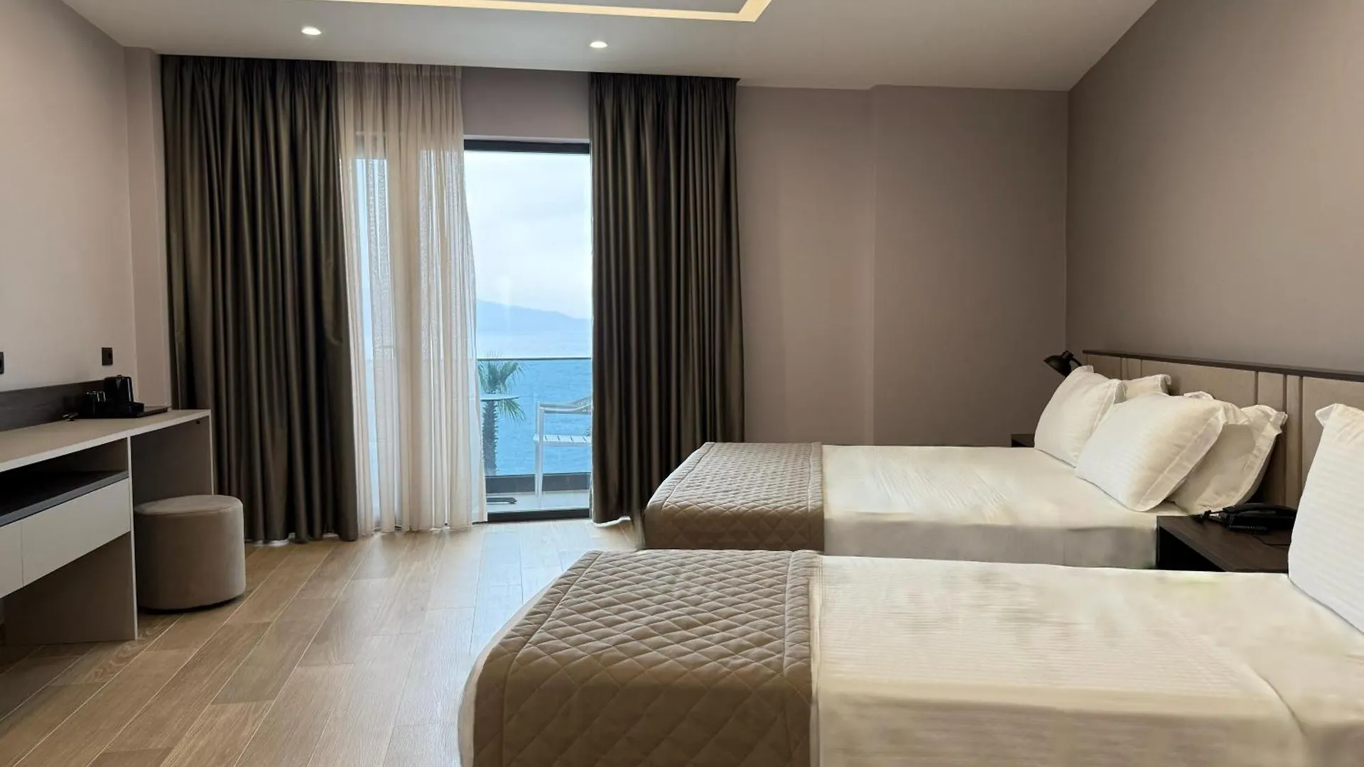 Joelle Premium Hotel Sarande