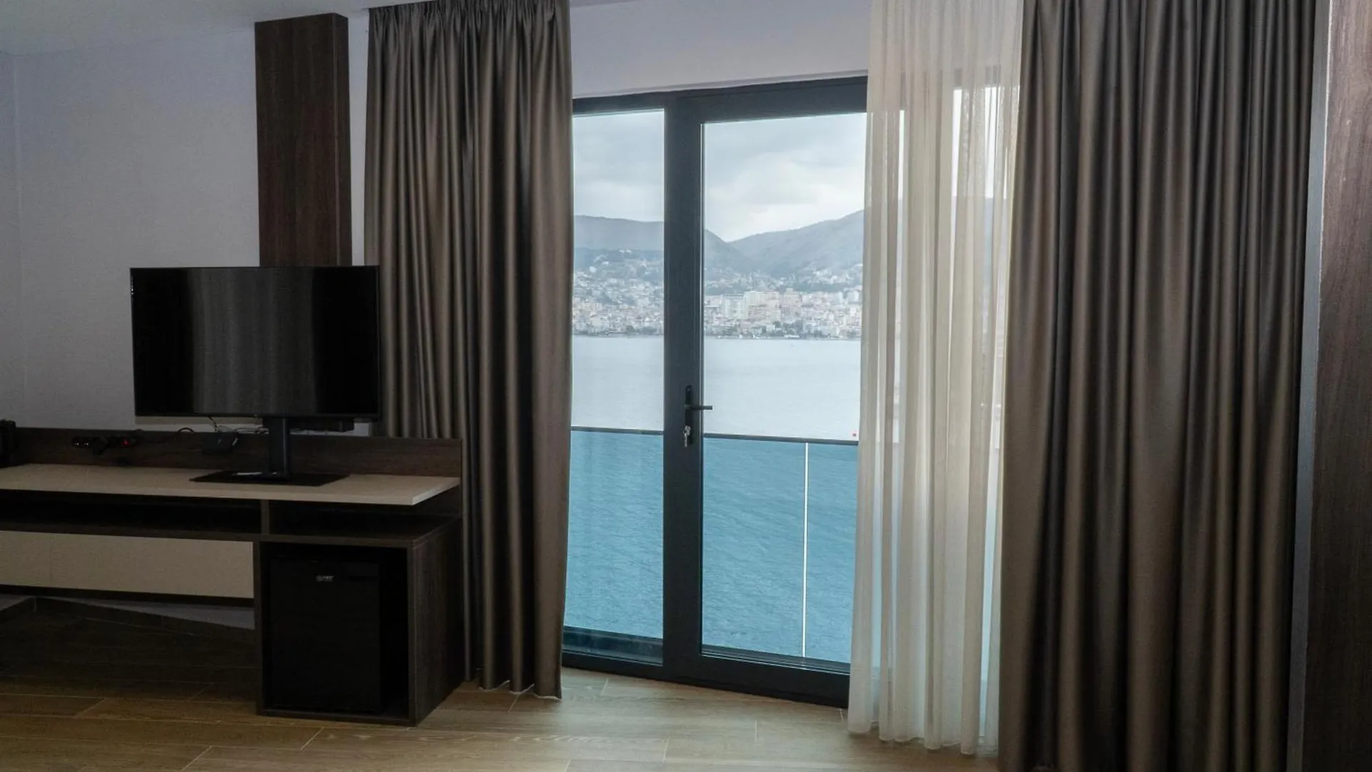 Joelle Premium Hotel Sarande