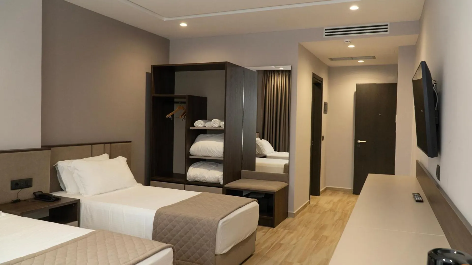 Joelle Premium Hotel Sarande
